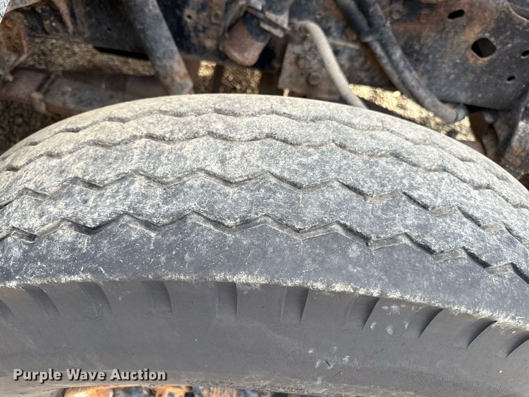 image for item ED4371 1994 International 4900 dump truck