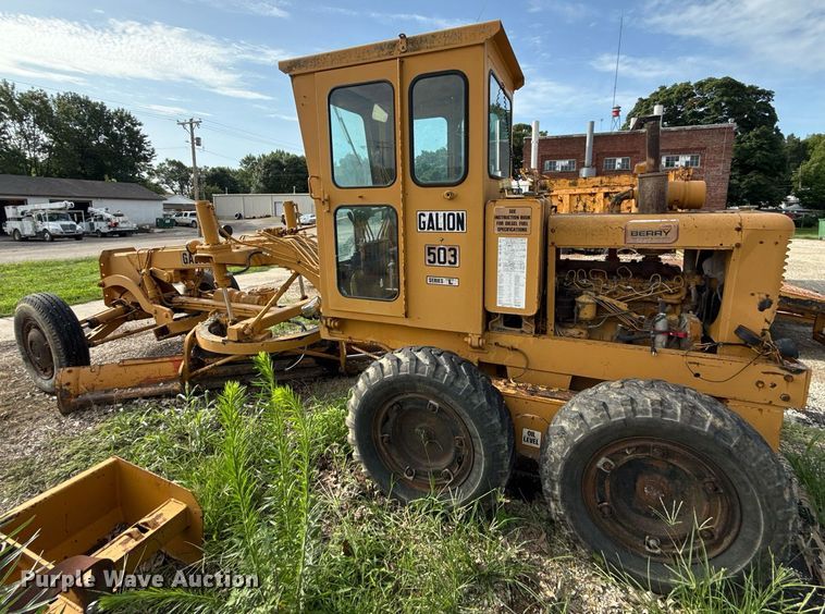 image for item ED4372 1973 Galion 503 Series L rigid frame motor grader