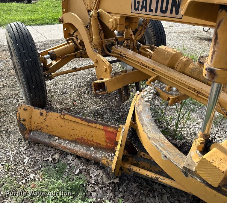 image for item ED4372 1973 Galion 503 Series L rigid frame motor grader