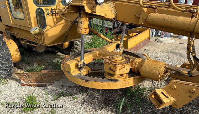 image for item ED4372 1973 Galion 503 Series L rigid frame motor grader