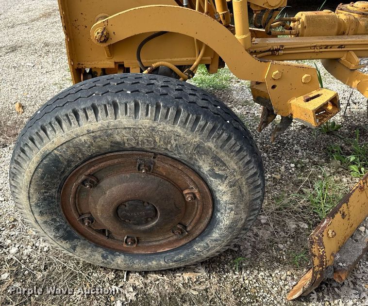 image for item ED4372 1973 Galion 503 Series L rigid frame motor grader