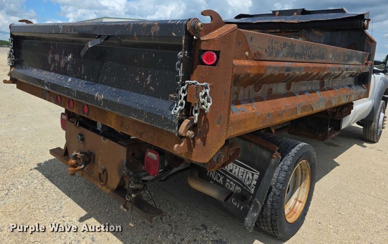 image for item EF3608 2011 Ford F550 XL Super Duty dump truck