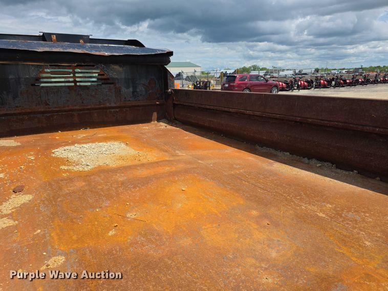 image for item EF3608 2011 Ford F550 XL Super Duty dump truck