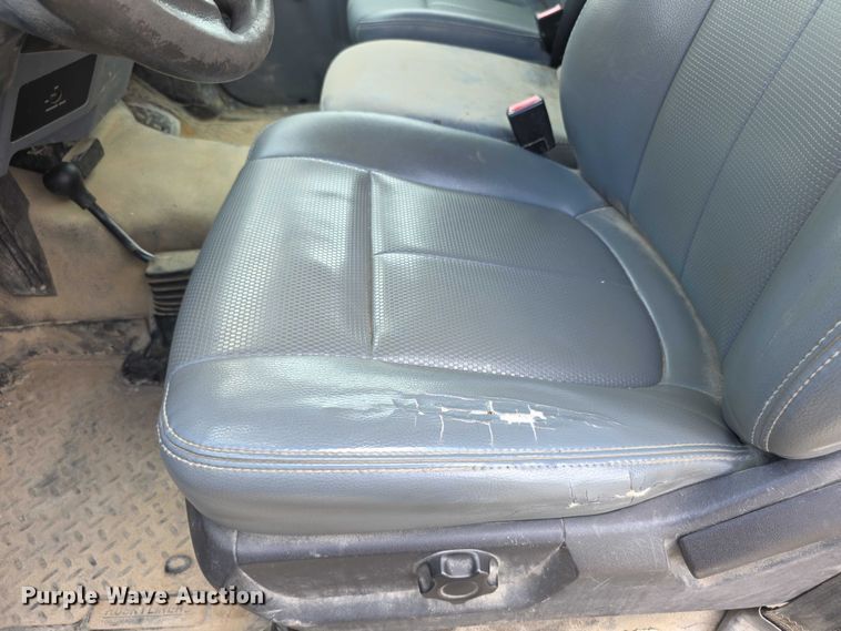 image for item EF3608 2011 Ford F550 XL Super Duty dump truck