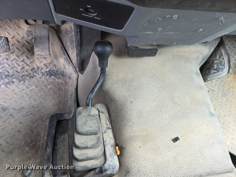 image for item EF3608 2011 Ford F550 XL Super Duty dump truck