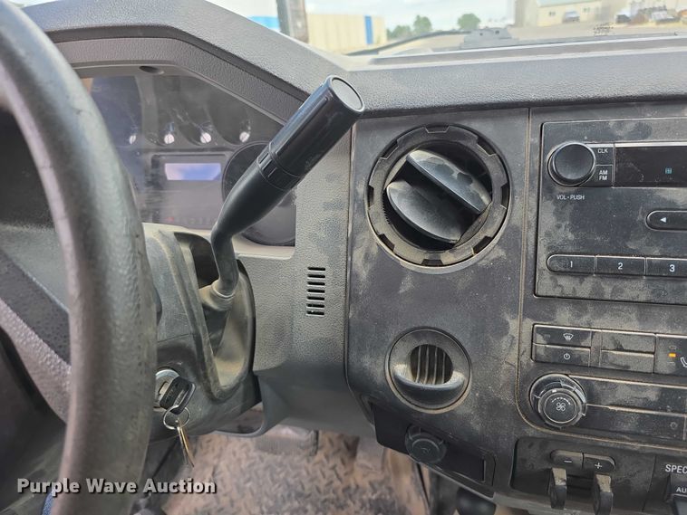 image for item EF3608 2011 Ford F550 XL Super Duty dump truck