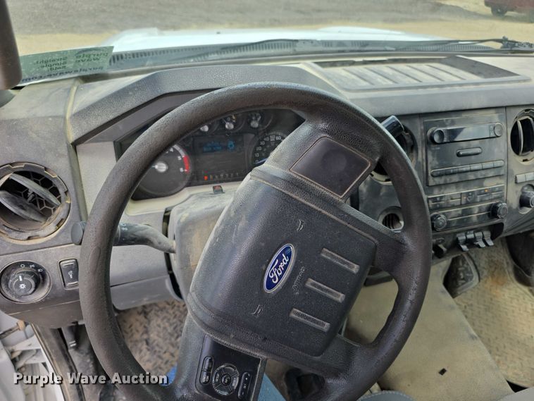 image for item EF3608 2011 Ford F550 XL Super Duty dump truck