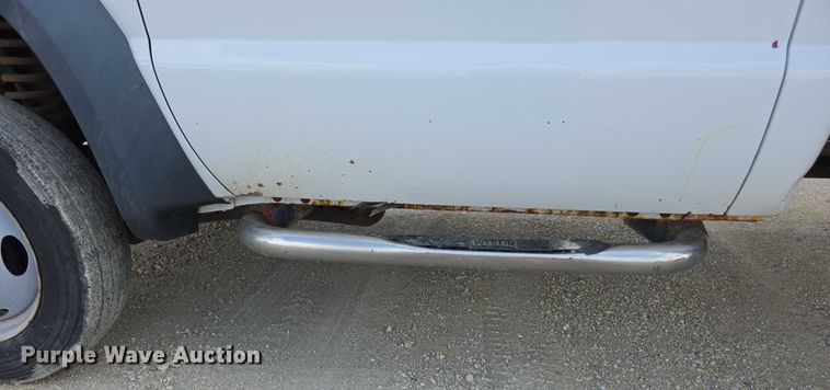 image for item EF3609 2010 Ford F550 XL Super Duty dump truck