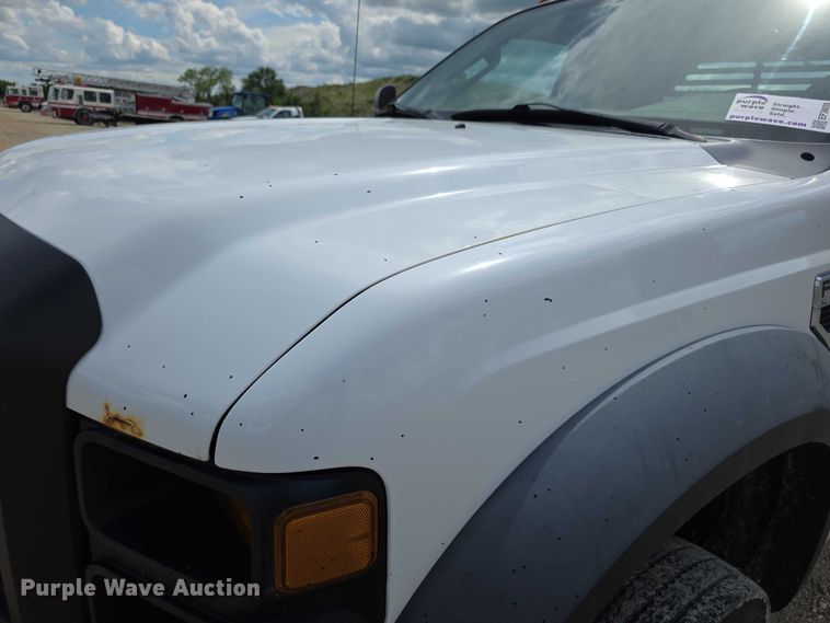 image for item EF3609 2010 Ford F550 XL Super Duty dump truck