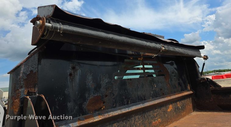 image for item EF3609 2010 Ford F550 XL Super Duty dump truck