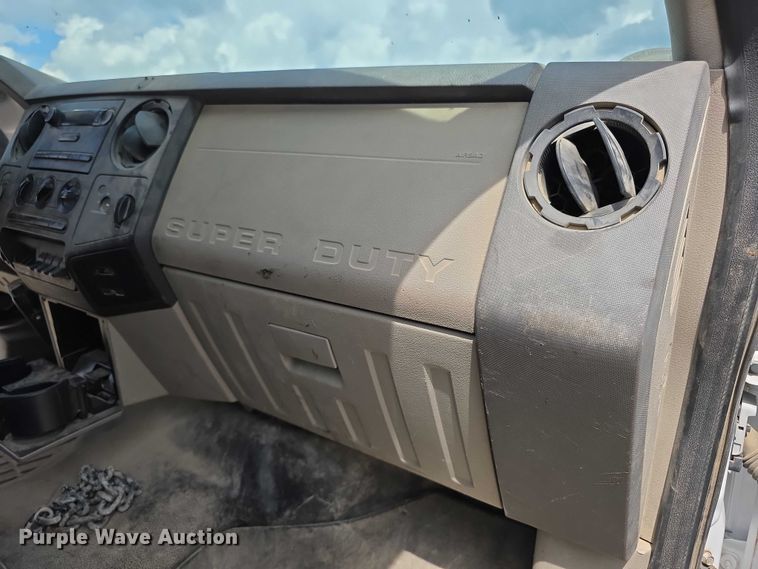 image for item EF3609 2010 Ford F550 XL Super Duty dump truck