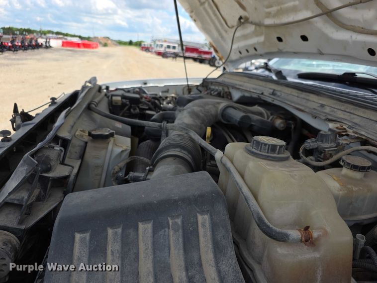 image for item EF3609 2010 Ford F550 XL Super Duty dump truck