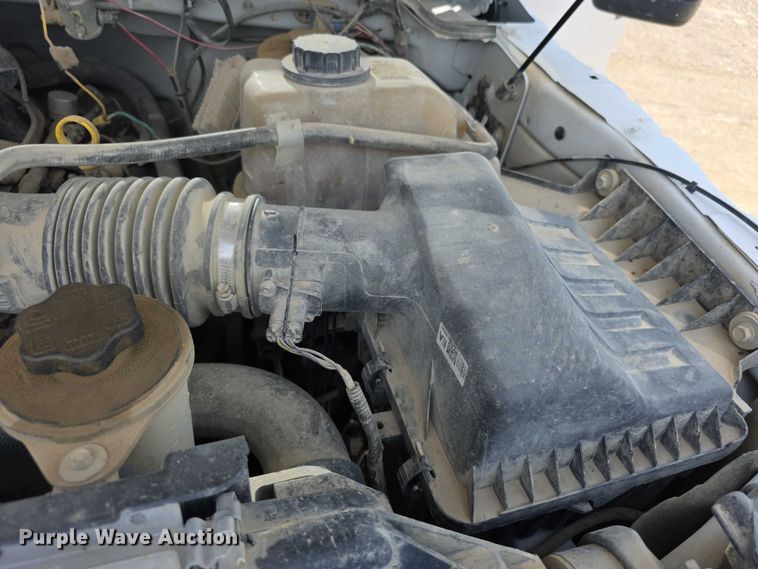 image for item EF3611 2013 Ford  F550 XL Super Duty flatbed truck