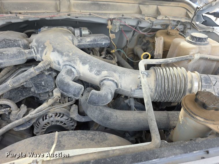 image for item EF3611 2013 Ford  F550 XL Super Duty flatbed truck