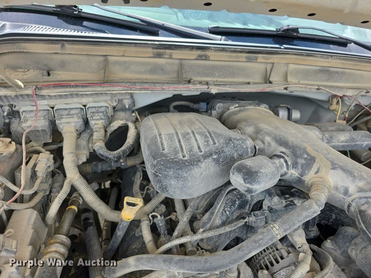 image for item EF3611 2013 Ford  F550 XL Super Duty flatbed truck