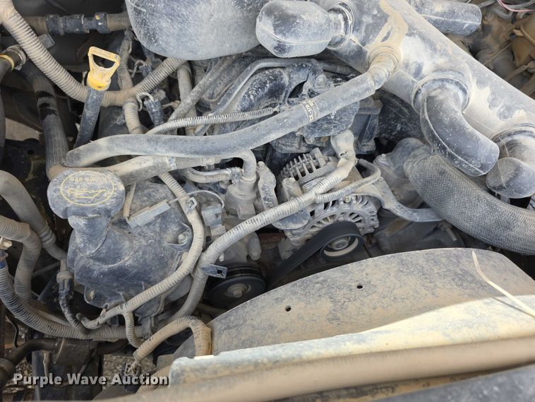 image for item EF3611 2013 Ford  F550 XL Super Duty flatbed truck