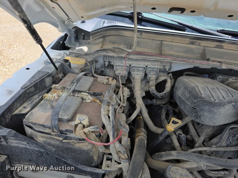 image for item EF3611 2013 Ford  F550 XL Super Duty flatbed truck