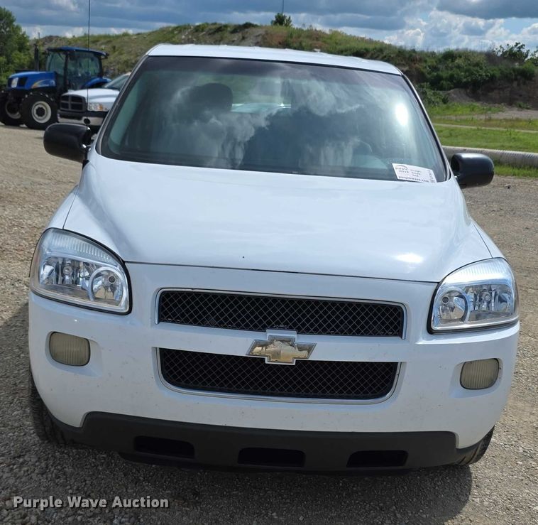 image for item EF3612 2007 Chevrolet Uplander LS van