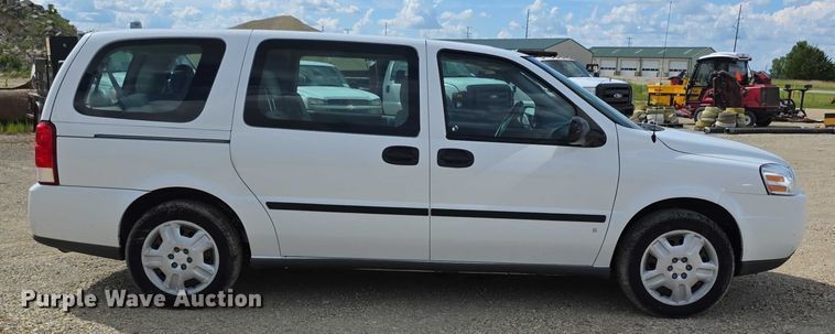 image for item EF3612 2007 Chevrolet Uplander LS van