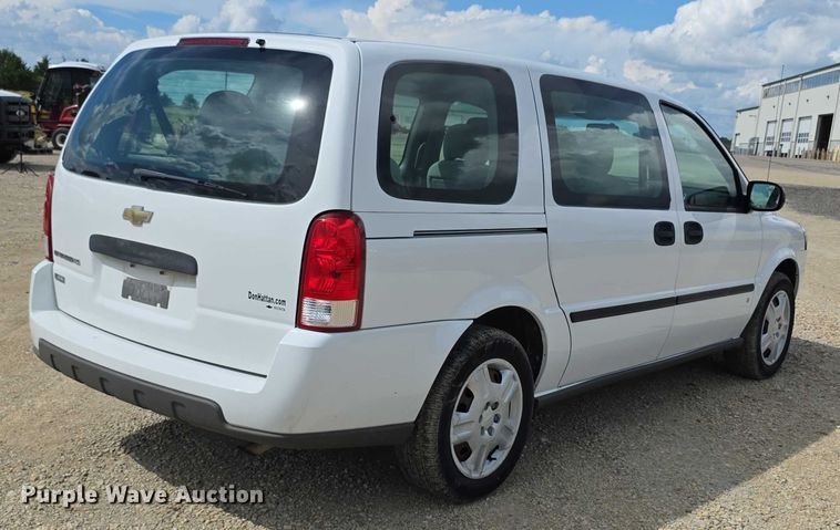 image for item EF3612 2007 Chevrolet Uplander LS van