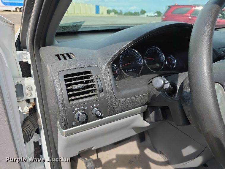 image for item EF3612 2007 Chevrolet Uplander LS van