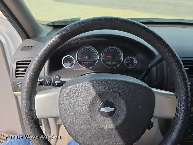 image for item EF3612 2007 Chevrolet Uplander LS van