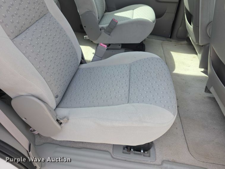 image for item EF3612 2007 Chevrolet Uplander LS van