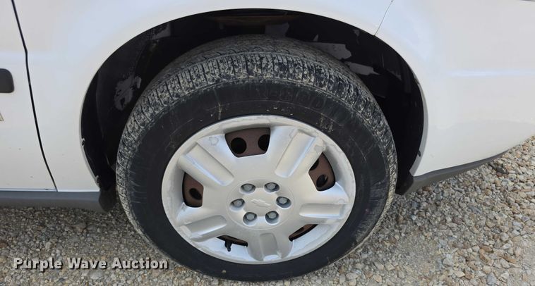 image for item EF3612 2007 Chevrolet Uplander LS van