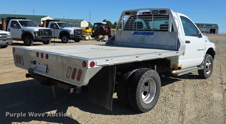 image for item EF3614 2005 Dodge Ram 3500 flatbed pickup truck