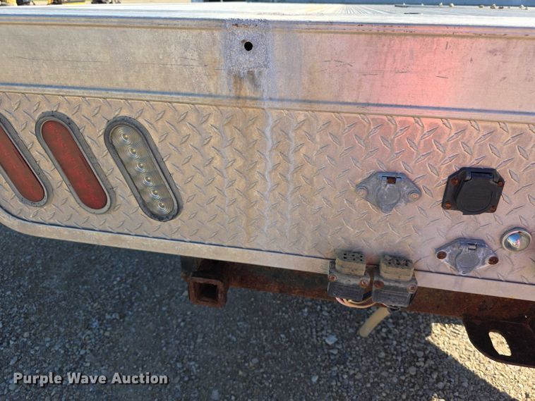 image for item EF3614 2005 Dodge Ram 3500 flatbed pickup truck