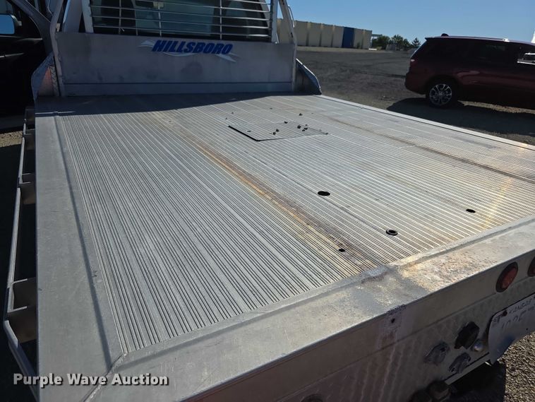 image for item EF3614 2005 Dodge Ram 3500 flatbed pickup truck