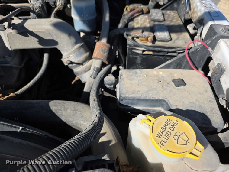 image for item EF3614 2005 Dodge Ram 3500 flatbed pickup truck