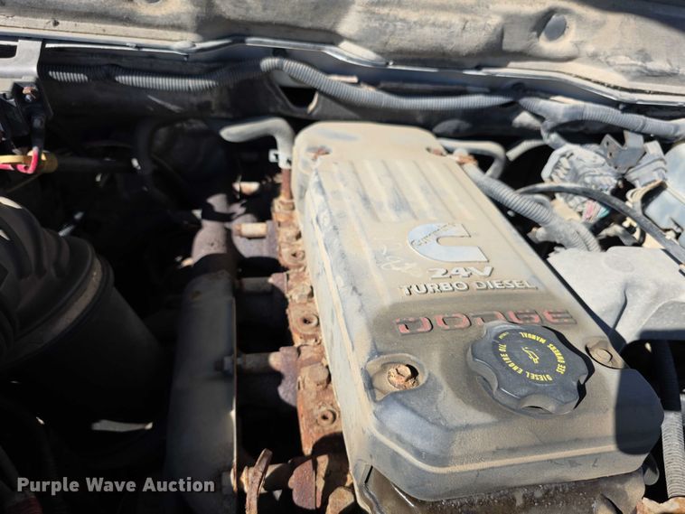 image for item EF3614 2005 Dodge Ram 3500 flatbed pickup truck