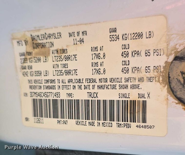 image for item EF3614 2005 Dodge Ram 3500 flatbed pickup truck