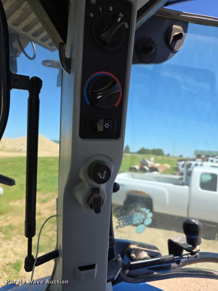 image for item EF3615 2012 New Holland T6020 Plus MFWD tractor