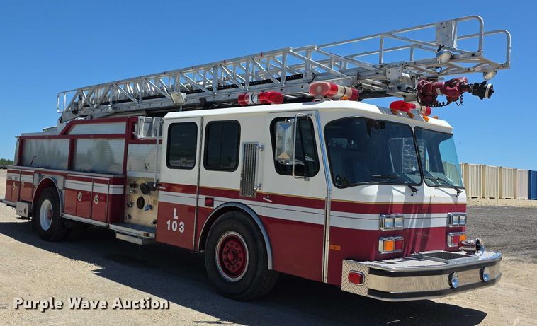 image for item EF3617 1990 Federal Motors E-One ladder fire truck