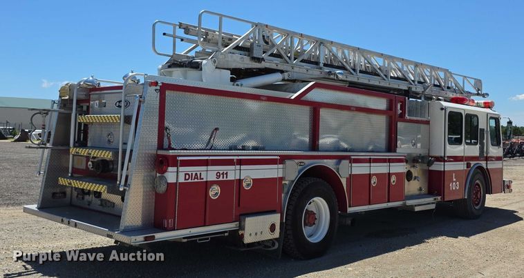 image for item EF3617 1990 Federal Motors E-One ladder fire truck