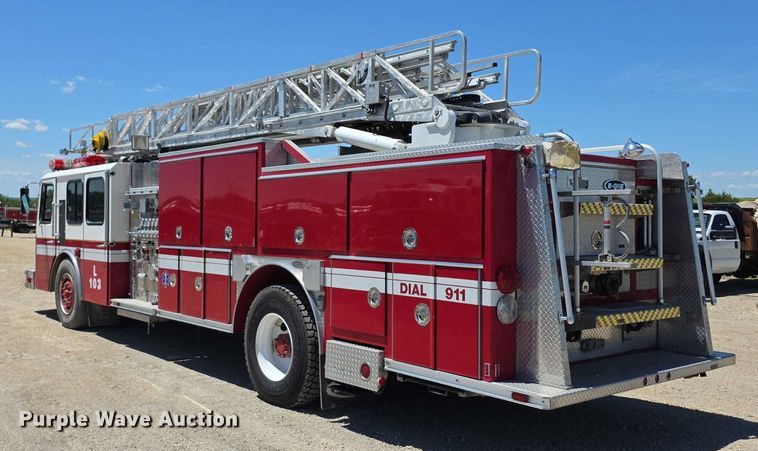 image for item EF3617 1990 Federal Motors E-One ladder fire truck