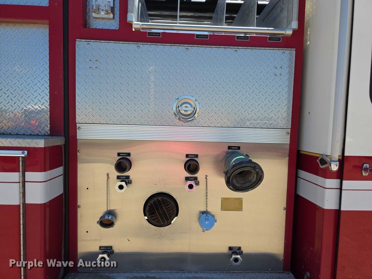 image for item EF3617 1990 Federal Motors E-One ladder fire truck