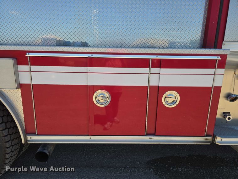 image for item EF3617 1990 Federal Motors E-One ladder fire truck