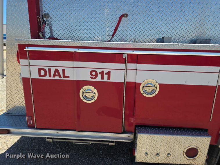 image for item EF3617 1990 Federal Motors E-One ladder fire truck