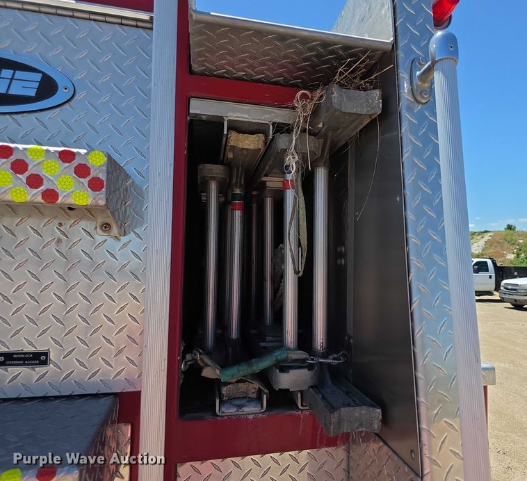 image for item EF3617 1990 Federal Motors E-One ladder fire truck