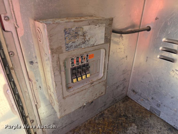 image for item EF3617 1990 Federal Motors E-One ladder fire truck