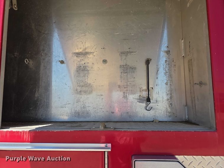 image for item EF3617 1990 Federal Motors E-One ladder fire truck