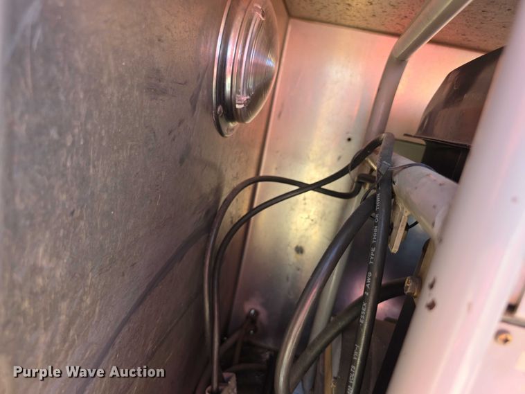 image for item EF3617 1990 Federal Motors E-One ladder fire truck