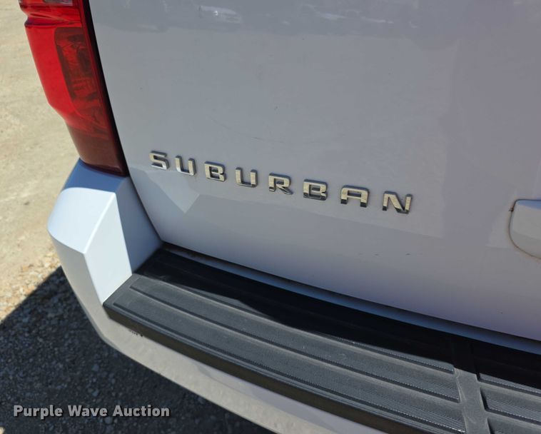 image for item EF3621 2012 Chevrolet Suburban 1500 SUV