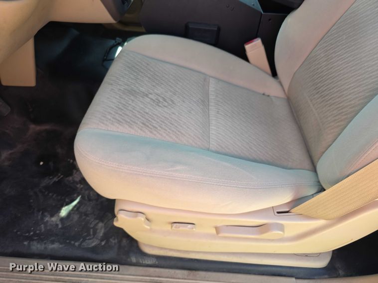 image for item EF3621 2012 Chevrolet Suburban 1500 SUV