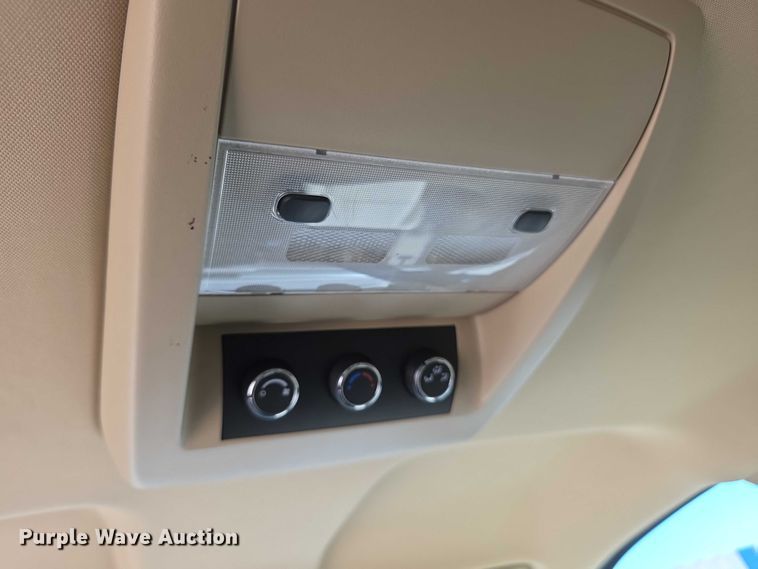 image for item EF3621 2012 Chevrolet Suburban 1500 SUV