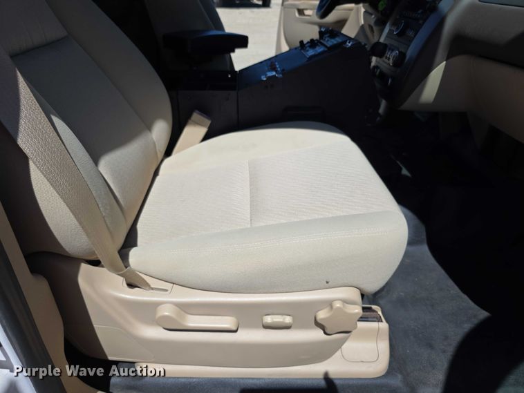 image for item EF3621 2012 Chevrolet Suburban 1500 SUV