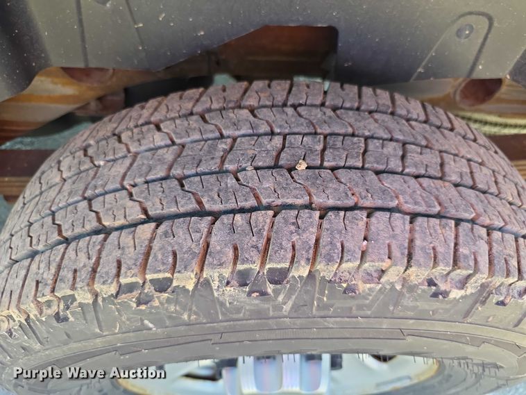 image for item EF3621 2012 Chevrolet Suburban 1500 SUV